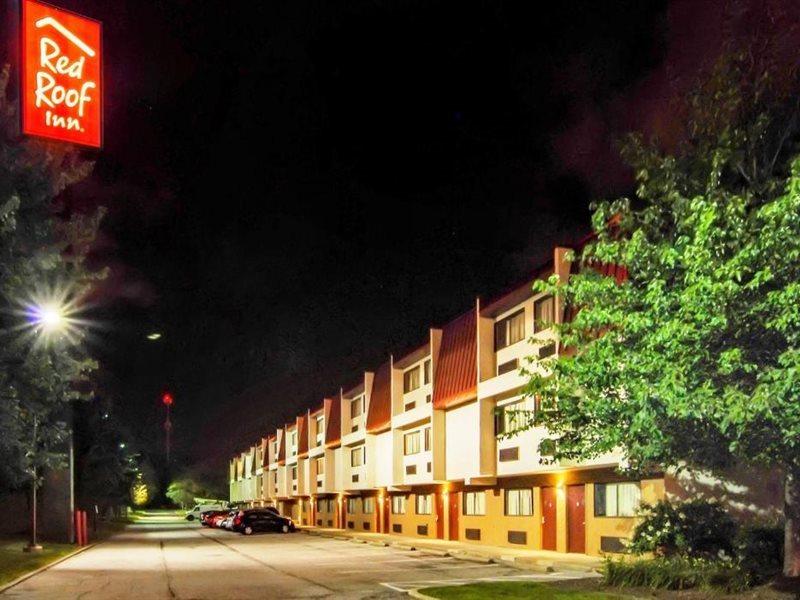 Red Roof Inn Cleveland Airport - Middleburg Heights Bagian luar foto