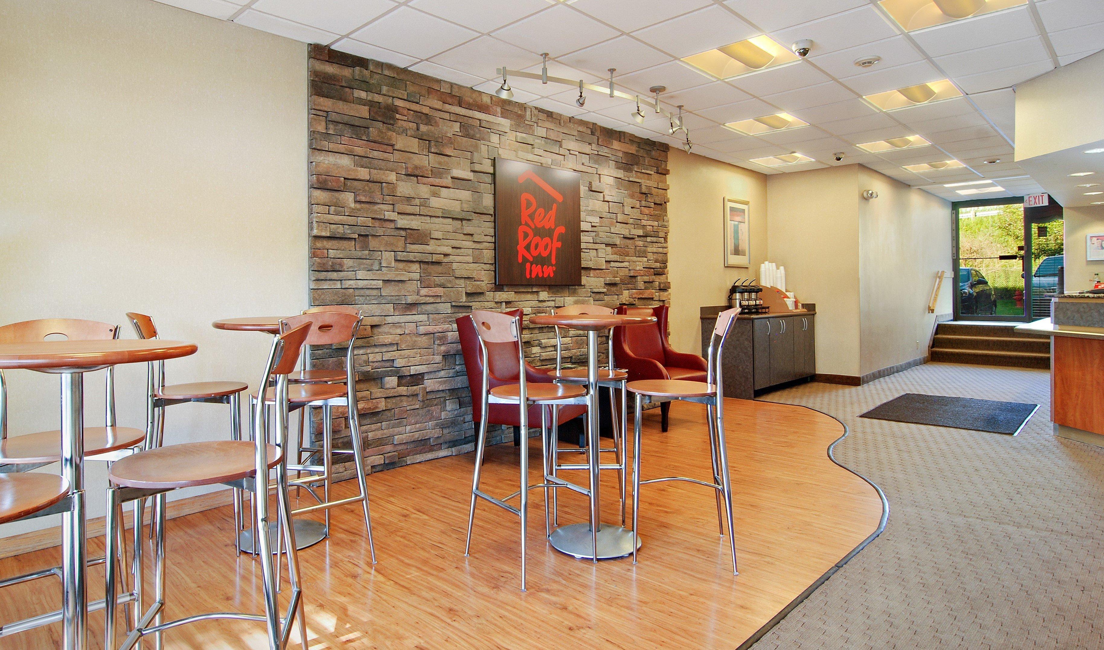 Red Roof Inn Cleveland Airport - Middleburg Heights Bagian luar foto